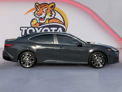 Used 2026 Toyota Camry XLE FWD image 4