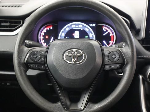 Used 2024 Toyota RAV4 XLE FWD image 13