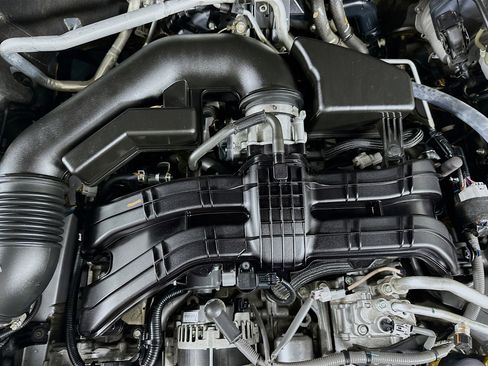 Used 2023 Subaru Outback Premium image 32