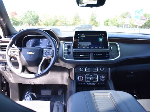 Used 2023 Chevrolet Tahoe High Country w/ Premium Package 2 AWD/4WD image 34