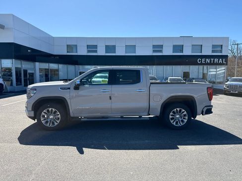 New 2026 GMC Sierra 1500 Denali AWD/4WD image 2