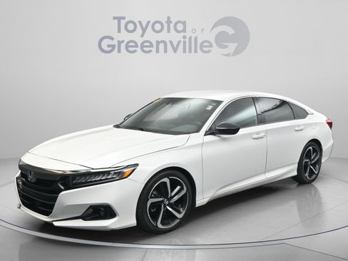 Used 2021 Honda Accord Sport image 2