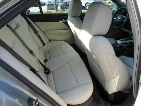Used 2023 Cadillac CT4 Luxury w/ Sun And Sound Package RWD image 32