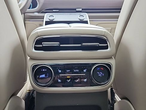 Used 2024 Genesis GV80 3.5T Advanced AWD/4WD image 28