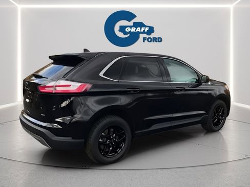 Used 2023 Ford Edge SEL image 6