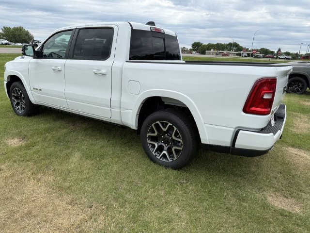 New 2026 RAM 1500 Laramie AWD/4WD image 6