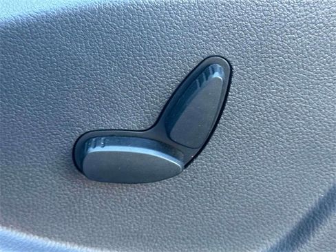 Used 2017 Ford Transit Connect XLT image 18