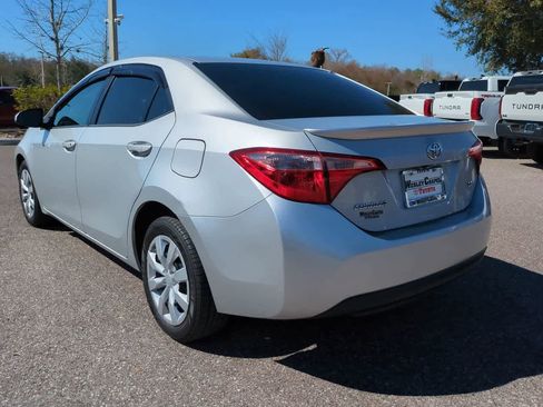 Certified 2018 Toyota Corolla LE image 4