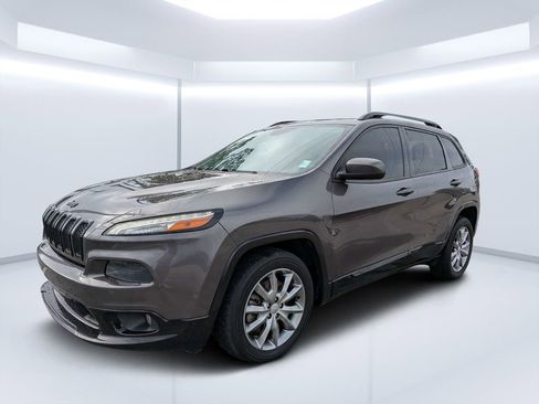 Used 2018 Jeep Cherokee Latitude image 7