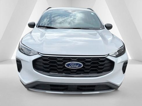 Used 2026 Ford Escape ST-Line w/ Tech Pack #1 AWD/4WD image 2