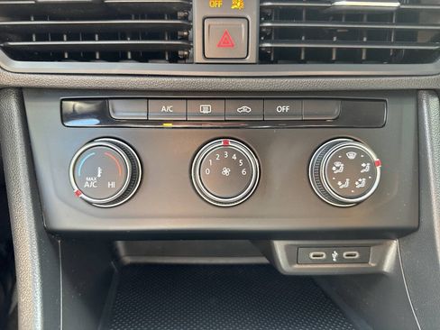 Used 2022 Volkswagen Jetta S FWD image 37