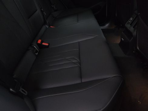 Used 2026 BMW X3 xDrive30i w/ M Sport Package AWD/4WD image 26