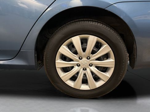 Used 2012 Toyota Corolla LE FWD image 27