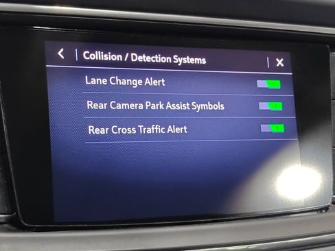 Used 2021 Buick Enclave Essence w/ Sound and Sites Package FWD image 50