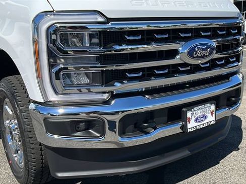 New 2026 Ford F250 Lariat w/ Chrome Package AWD/4WD image 11