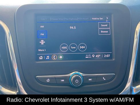 Used 2024 Chevrolet Equinox LT image 2