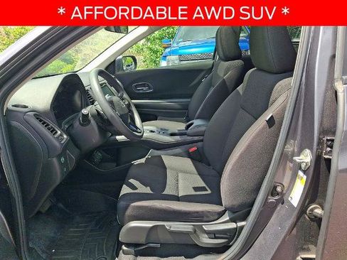 Used 2018 Honda HR-V EX image 13