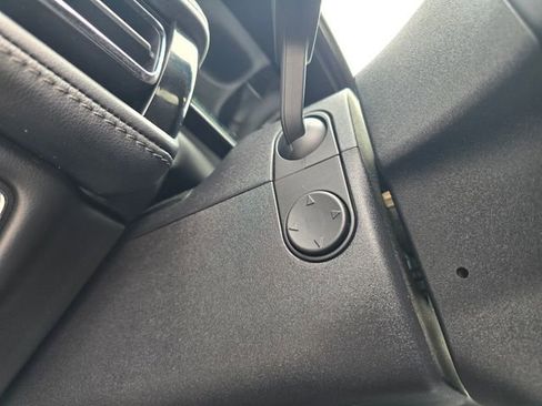 Used 2023 Lincoln Nautilus Reserve image 26