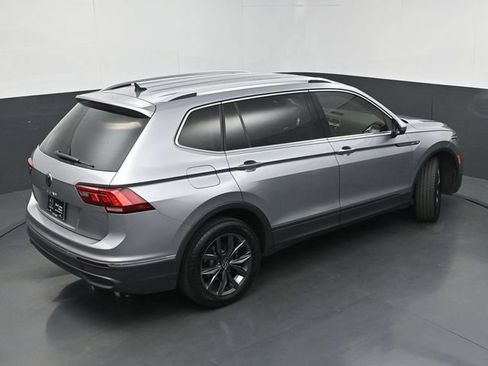 Used 2024 Volkswagen Tiguan SE FWD image 36
