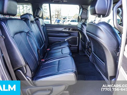 Used 2024 Ford Edge SEL image 23