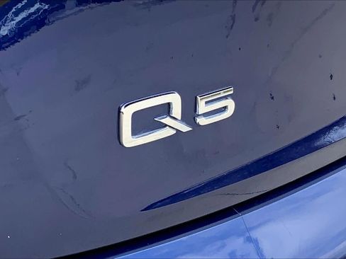 Used 2022 Audi Q5 e Premium Plus image 10