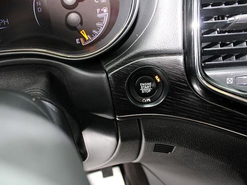 Used 2019 Jeep Grand Cherokee High Altitude image 15