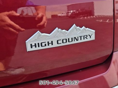 Used 2018 Chevrolet Traverse High Country AWD/4WD image 17