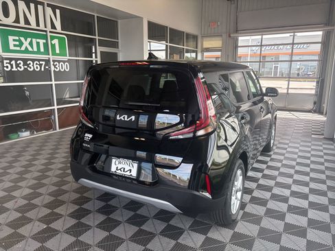 New 2025 Kia Soul S image 6