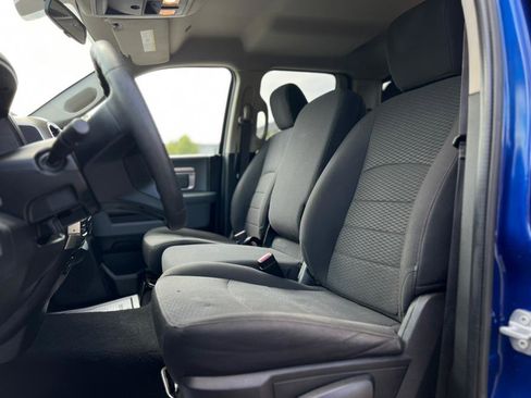 Used 2019 RAM 1500 Classic Warlock image 32