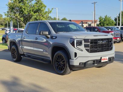 Used 2024 GMC Sierra 1500 Elevation w/ LPO, Elevation Black Package