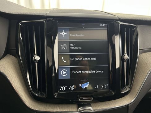 Used 2018 Volvo XC60 T6 Inscription w/ Luxury Seat Package image 15