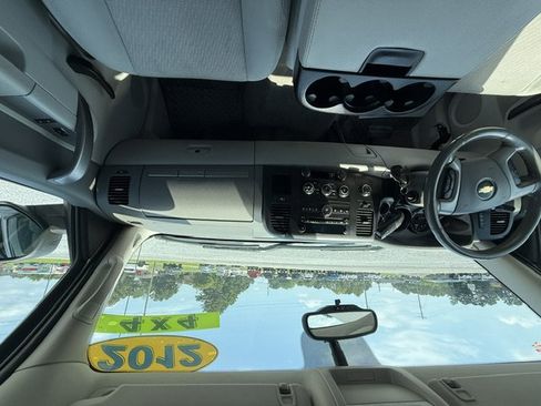 Used 2012 Chevrolet Silverado 2500 LT AWD/4WD image 13