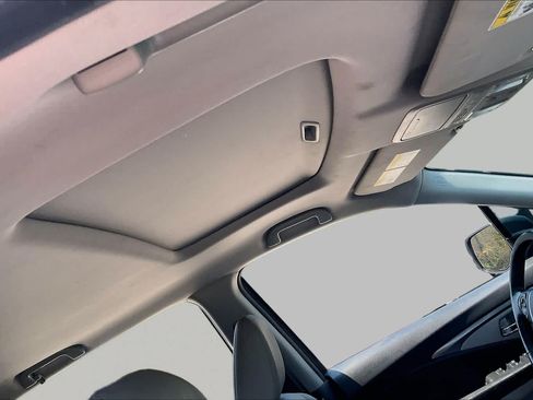 Used 2017 Honda Pilot EX-L image 14