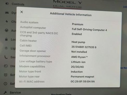 Used 2025 Tesla Model Y Performance image 39