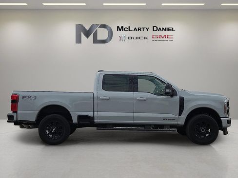 Used 2025 Ford F350 Lariat w/ Lariat Ultimate Package AWD/4WD image 15