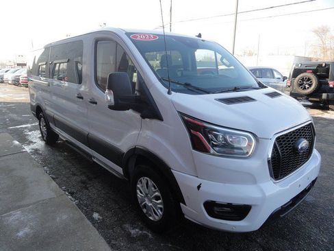 Used 2023 Ford Transit 350 XLT image 4