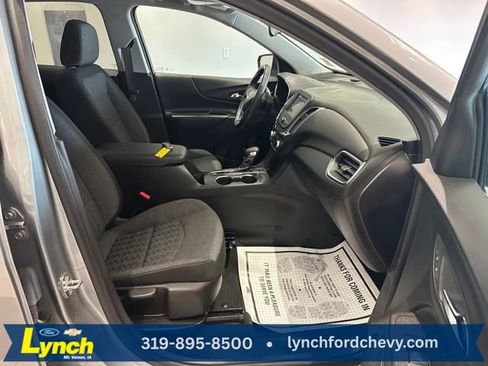 Used 2023 Chevrolet Equinox LT image 6