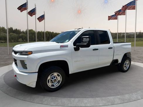Used 2020 Chevrolet Silverado 2500 W/T w/ WT Convenience Package AWD/4WD image 3