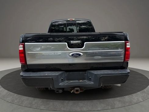 Used 2016 Ford F350 Platinum image 4