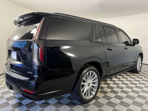 Used 2021 Cadillac Escalade ESV Sport Platinum image 9