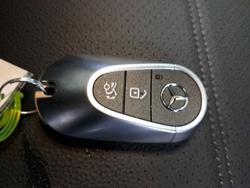 Used 2026 Mercedes-Benz C 300 Sedan image 36