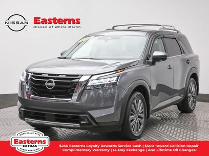 Used 2024 Nissan Pathfinder SL w/ SL Premium Package