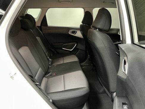 Used 2024 Kia Soul LX w/ Option Group 015 FWD image 25