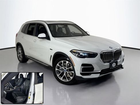 Used 2023 BMW X5 xDrive45e w/ Climate Comfort Package AWD/4WD image 2