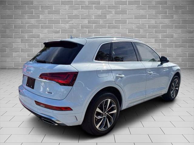 Used 2024 Audi Q5 2.0T Premium Plus w/ Premium Plus Package AWD/4WD image 3