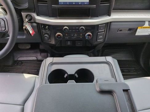 New 2026 Ford F450 Lariat AWD/4WD image 19