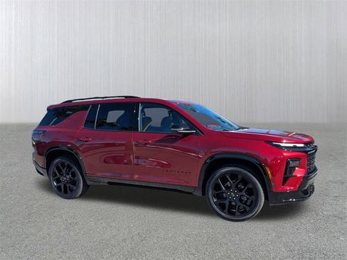 New 2026 Chevrolet Traverse RS w/ LPO, Floor Liner Package image 1