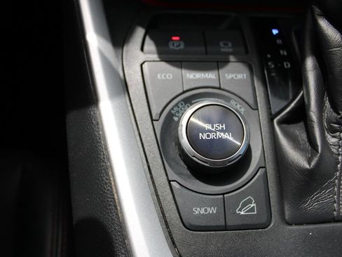 Used 2020 Toyota RAV4 TRD Off-Road w/ TRD Off-Road Weather Package AWD/4WD image 42