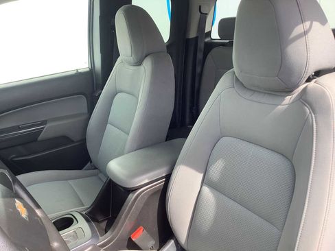 Used 2016 Chevrolet Colorado W/T w/ WT Convenience Package RWD image 11