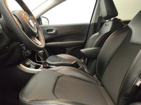 Used 2021 Jeep Compass Latitude AWD/4WD image 17